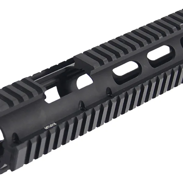 Leapers MTU015 Quad Rail Handguard Aluminum Matte Black Receiver